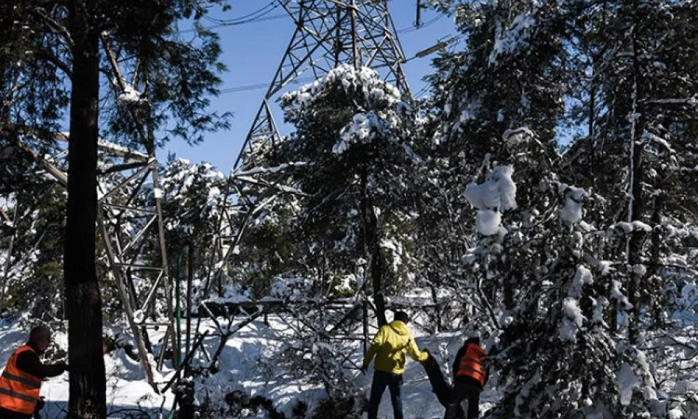 ΔΕΔΔΗΕ: Ακόμα 3.500 νοικοκυριά χωρίς ρεύμα σε Εκάλη, Διόνυσο, Αγ. Στέφανο, Κρυονέρι, Άνοιξη, Δροσιά και Κάλαμο